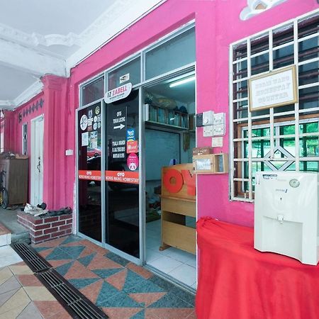 Oyo 89984 Noris Wang Homestay Lumut Ngoại thất bức ảnh