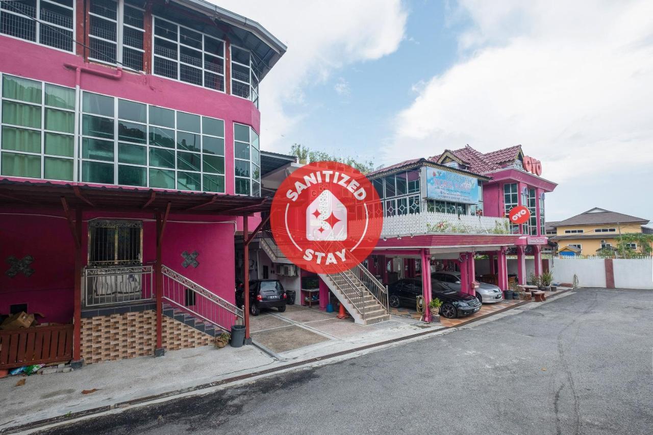 Oyo 89984 Noris Wang Homestay Lumut Ngoại thất bức ảnh